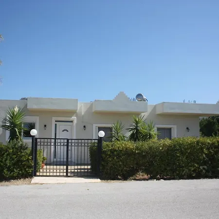 Villa Kristi Stavrós